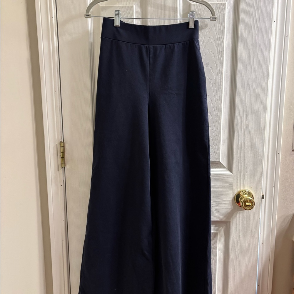 Elegant Black Wide-Leg Pants